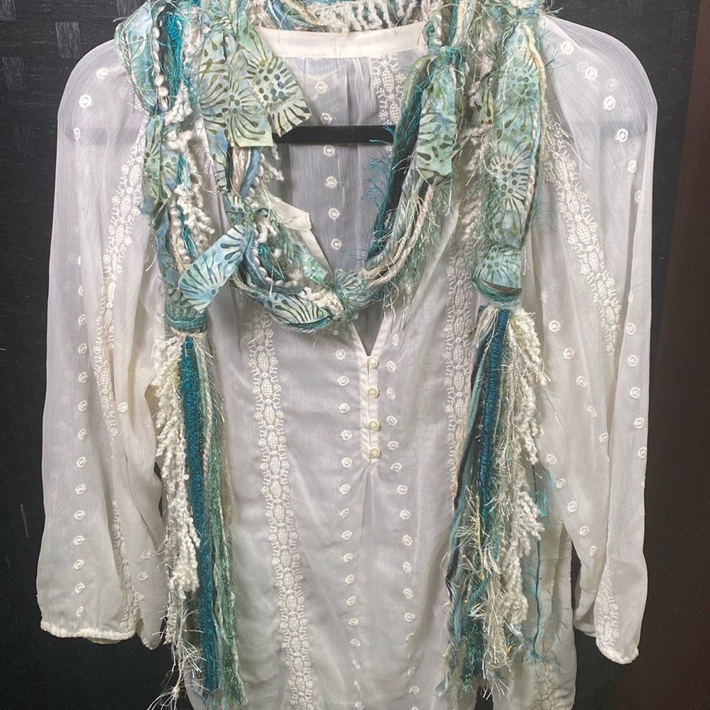 Artisan Textured Scarf - Picture 4 of 8